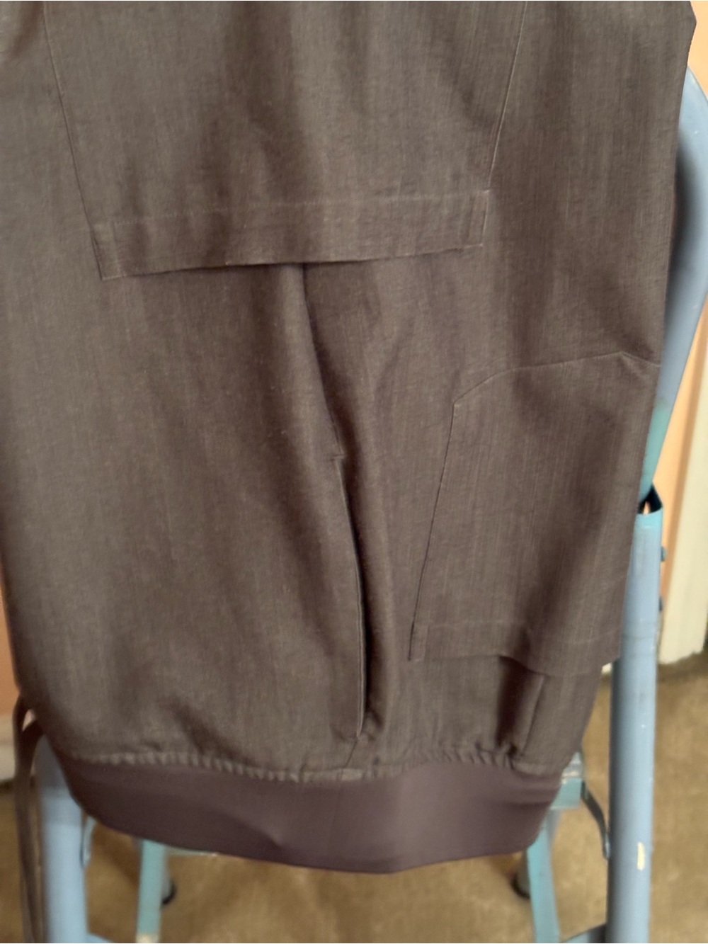 Gray Mandela scrub pants size medium